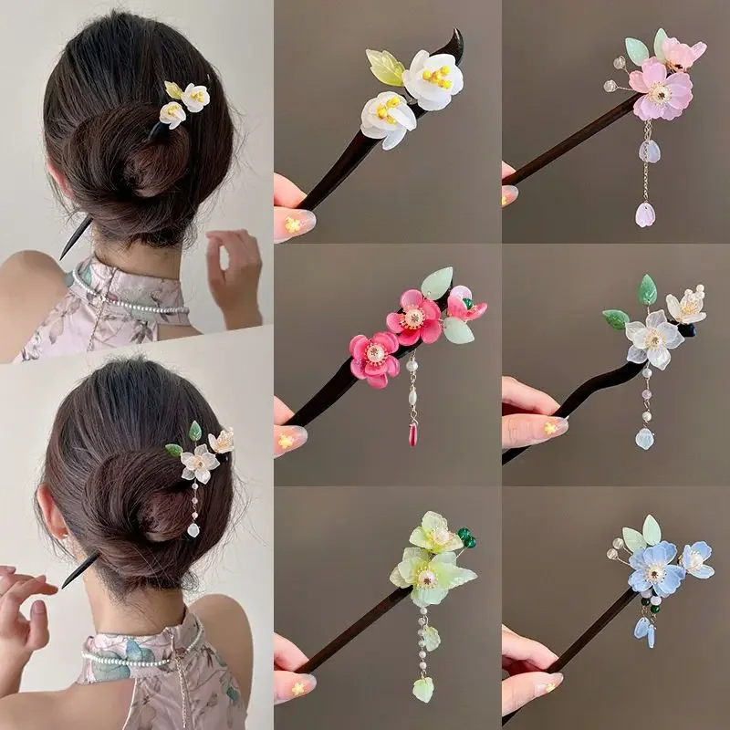 Vintage Flower Tassel Hair Stick Wood Hairpin Simple Ancient Hair Accessories for Women Shake Hairpin Summer Female Headwear