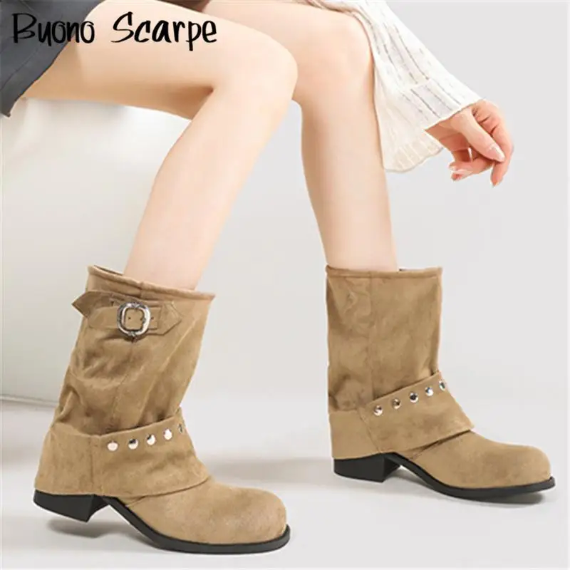 

2025 Новые женские ботинки в западном стиле с металлическими украшениями и круглым носком на высоком каблуке, однотонные плиссированные модные пикантные женские туфли без шнуровки