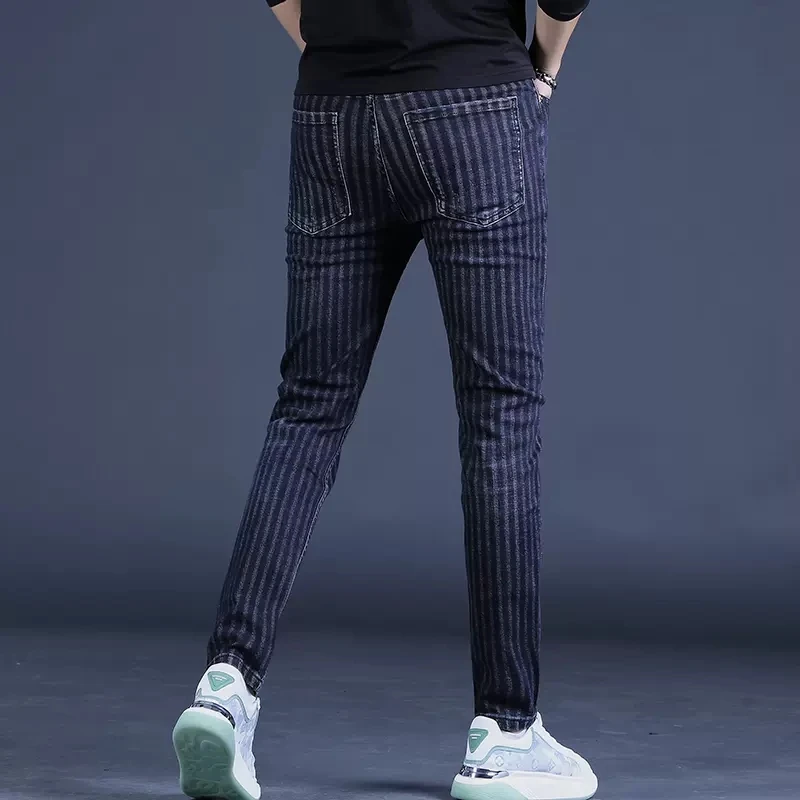 Autumn Winter Blue Black Striped Jeans Men Casual Slim Fit Straight Pants Streetwear Fashion Cotton Scratched Denim Trousers