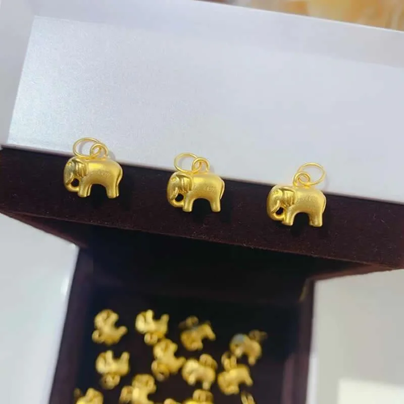 

Pure 24K Yellow Gold Pendant 3D Gold Elephant Necklace Pendant 1pcs