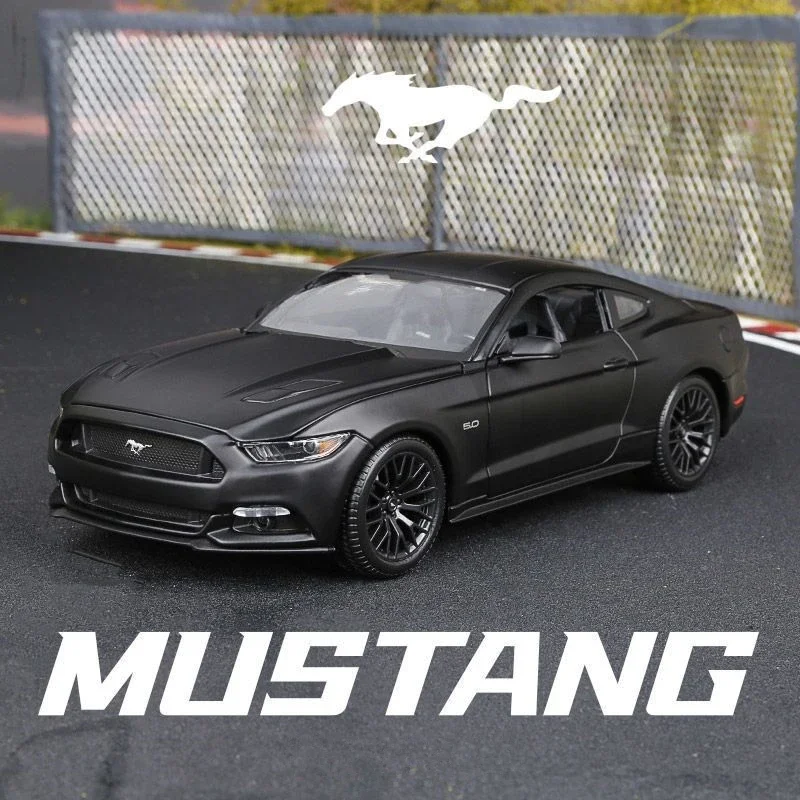 

1:36 Ford Mustang GT Alloy Sports Car Model Diecasts Metal Toy Vehicles Car Model High Simulation Childrens Toys Gift Collection