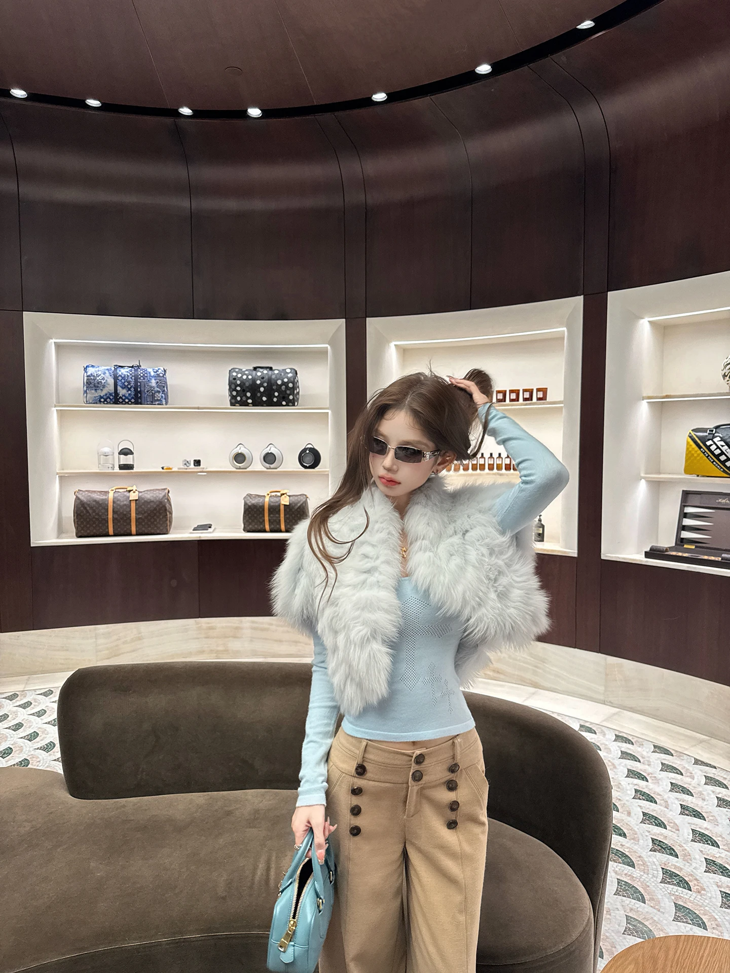 

Tongiiuu Fur Vest High-End Feelings Women's Outwear Ele Fur Coat Winter Season ort Sle No Sve Commute Faion