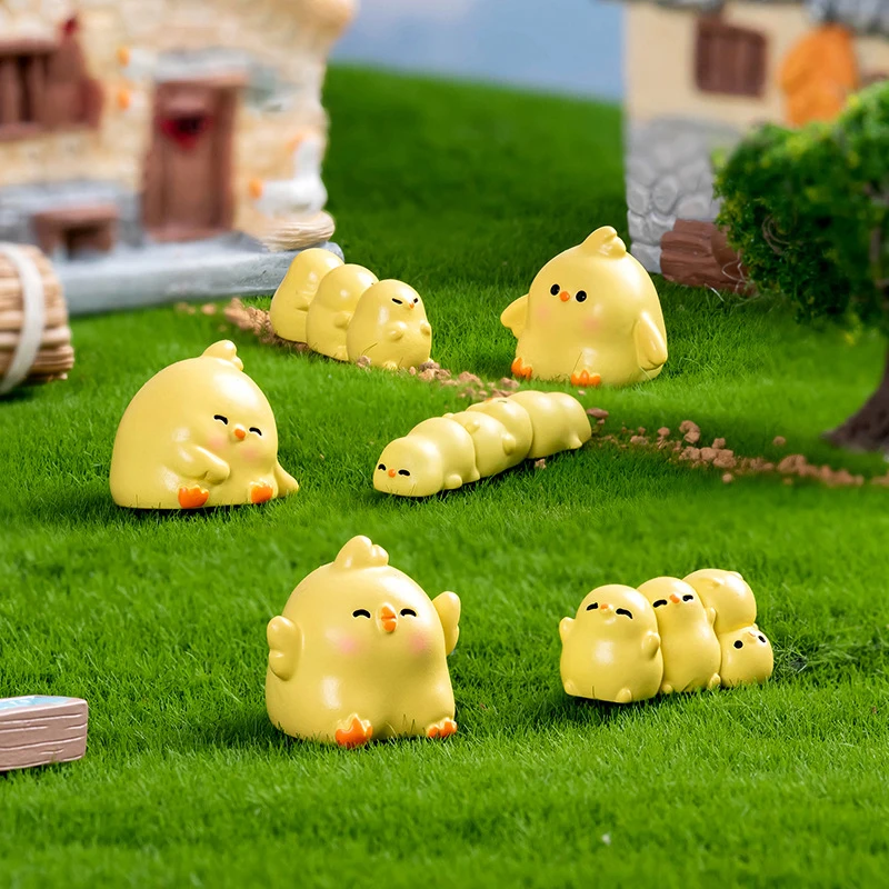 Realistic Chicken Doll Figurines Handmade Cartoon Chicken Micro Landscape Ornaments Mini Resin Mini Decoration