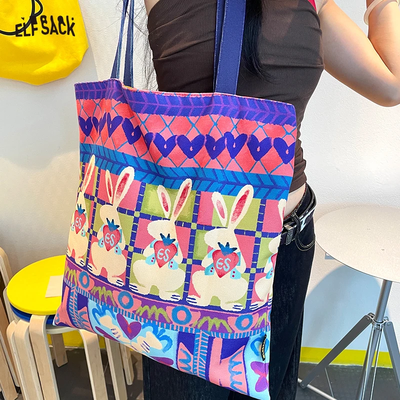 ELFSACK 2025 الخريف الوافدين الجدد لطيف الكرتون الأرنب كل انحاء طباعة حقيبة كتف لطيف حمل للمرأة