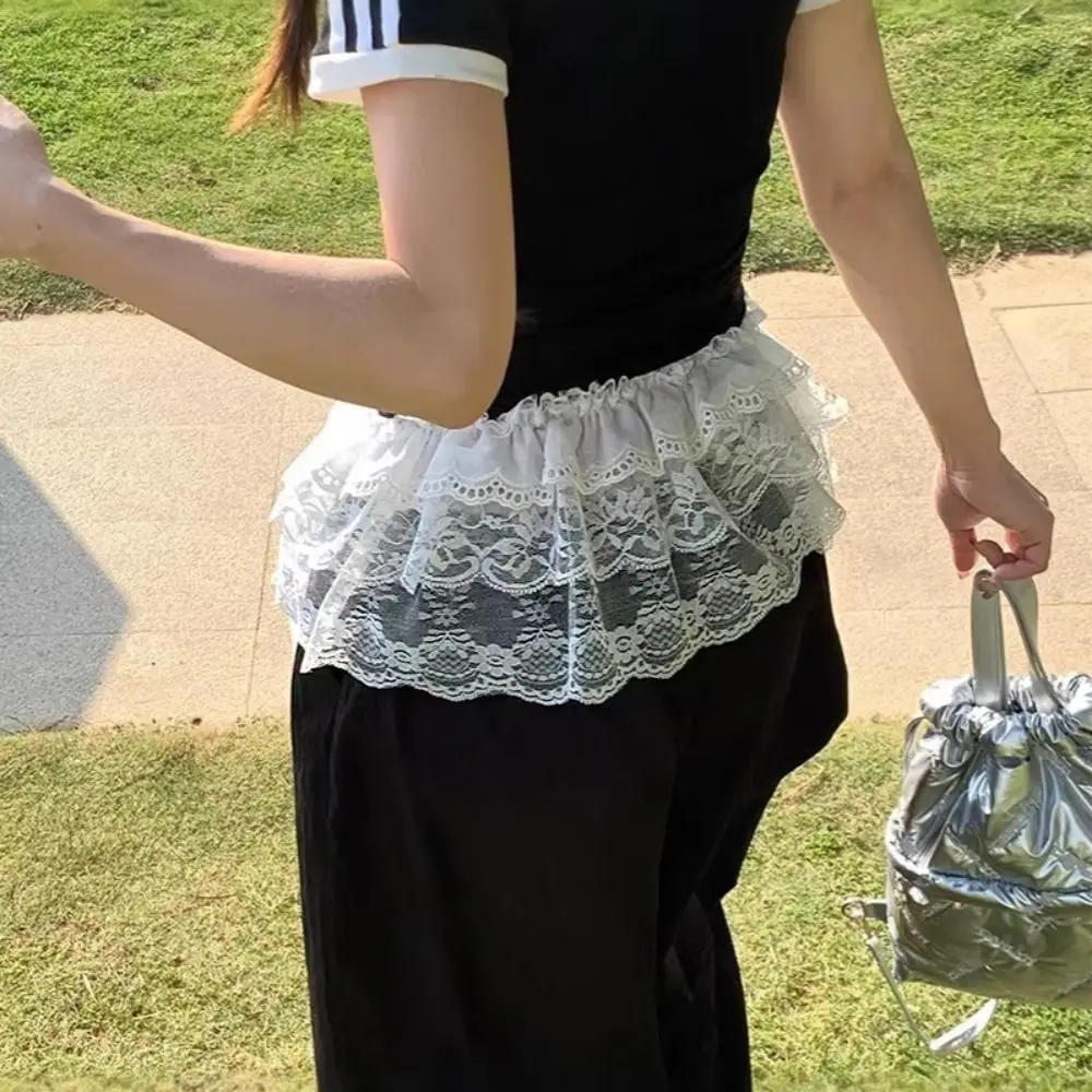 

Белые короткие юбки в корейском стиле с кружевом и оборками, в стиле балеткор, с высокой талией, с декоративными цветами и джинсовыми вставками