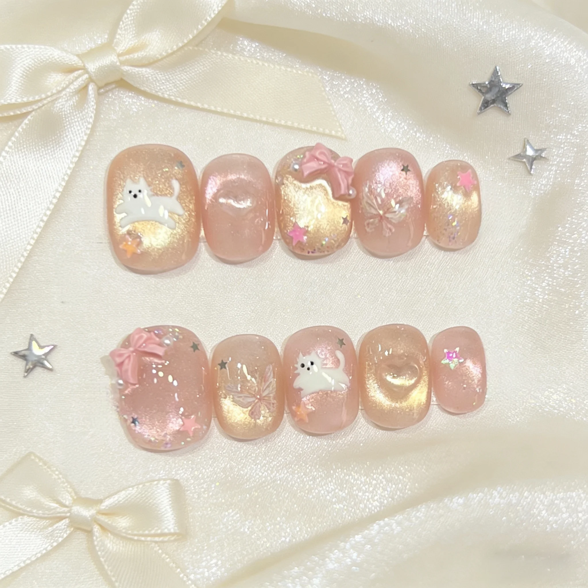 

Набор из 10 накладных ногтей ручной работы: 3D-дизайн с милыми котиками, бабочками и розовыми бантиками. Съемные, многоразовые накладные ногти для женщин и девушек.