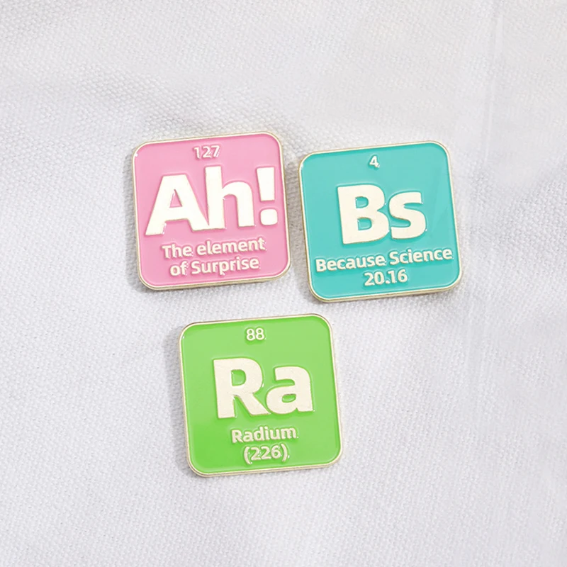 ¡Insignias de solapa de ciencia para mujer, gran científico, regalo de joyería de Curie, elemento químico, broche de esmalte personalizado Bs Ra Ah! Pines