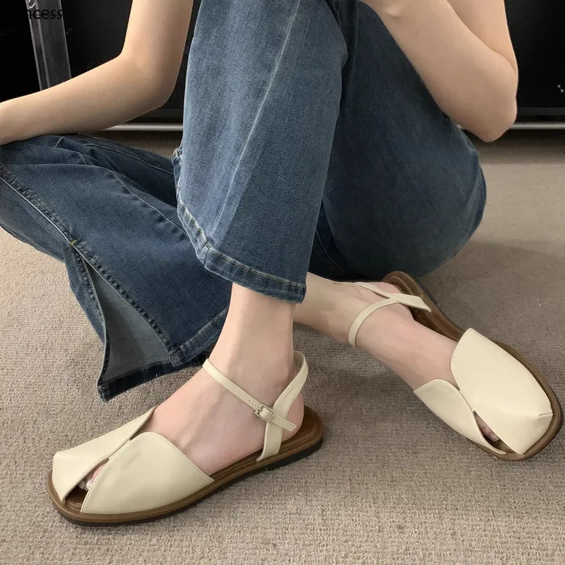 

Baotou Sandals Women's 2024 New Summer Korean Edition Sen Style Fairy Casual Soft Flat Roman Shoes