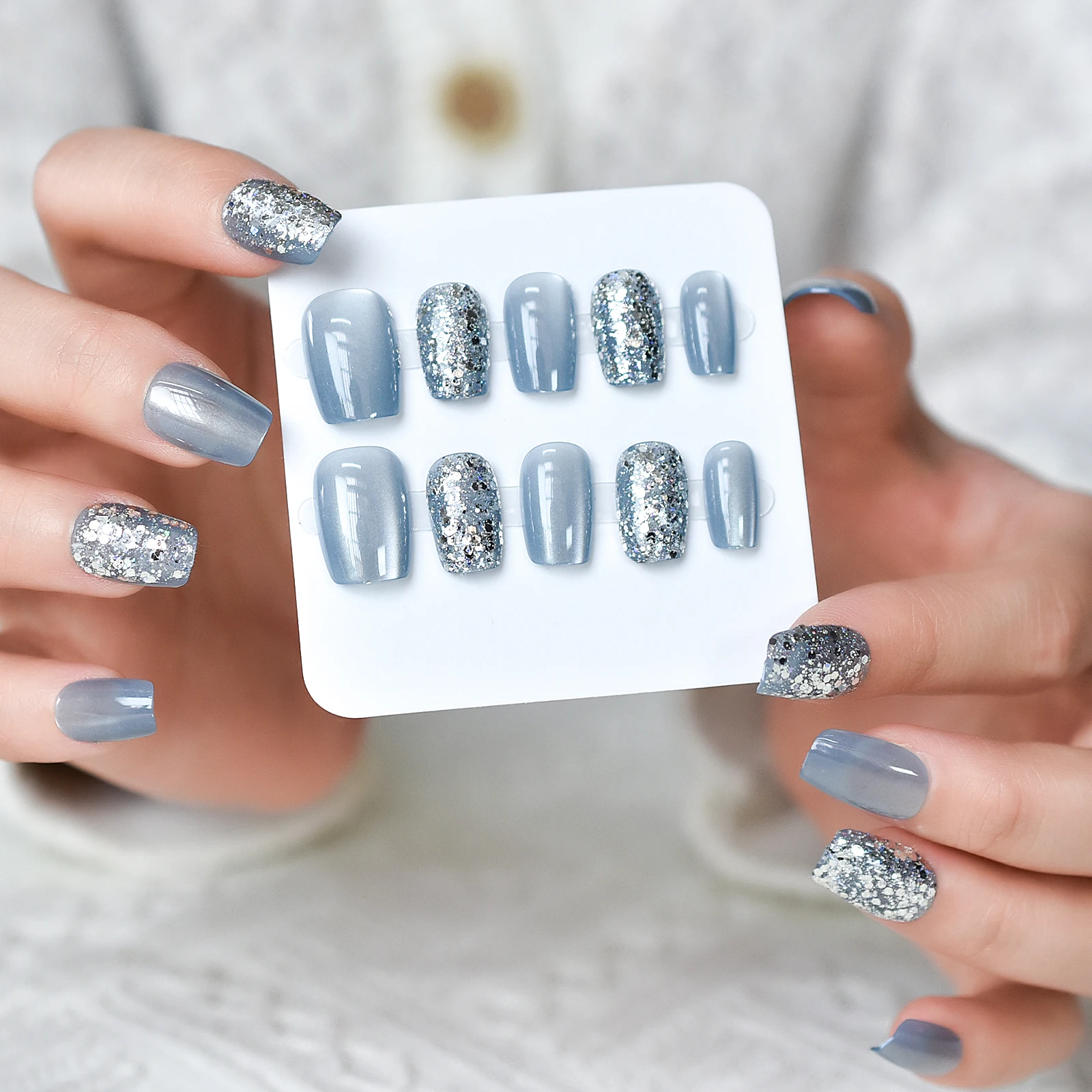 プレスオンネイル シルバーグリッター キャットアイ スクエア ショート ブルーカラー 1パック10個入り 選べる3サイズ
