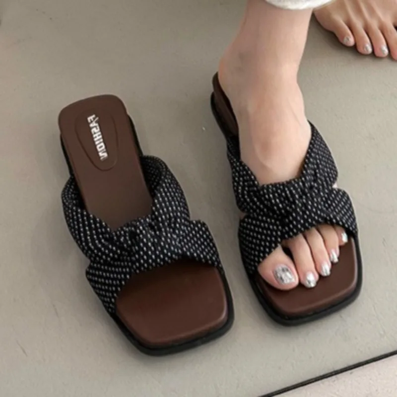

Women Flats Platform Slippers 2026 Summer Fashion Shoes Designer Elegant Woman Sandals New Trends Flip Flops Walking Zapatillas