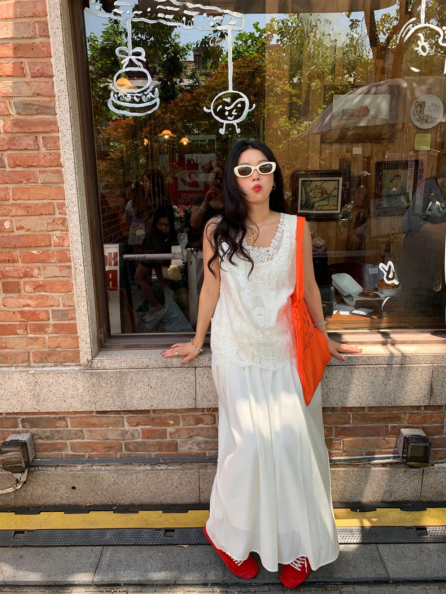 

2026 Summer Fashion Set Ultra Popular Whole Suite Beige Vest And Skirt Two-Piece Set for Short Women V-Neck Midi Length