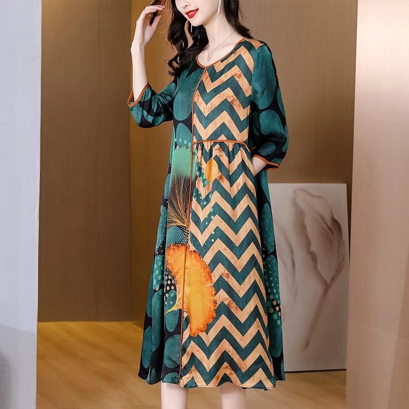 

Silk O-neck Printed Dress for Women Spring Summer 2023 New Fashionable Long Dress Bohemian Knee Length Dress