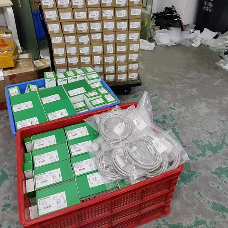 Горячая продажа GTO 640x480 пикселей VGA 10,4 дюйма TFT 96 МБ HMIGTO5310 сенсорная панель