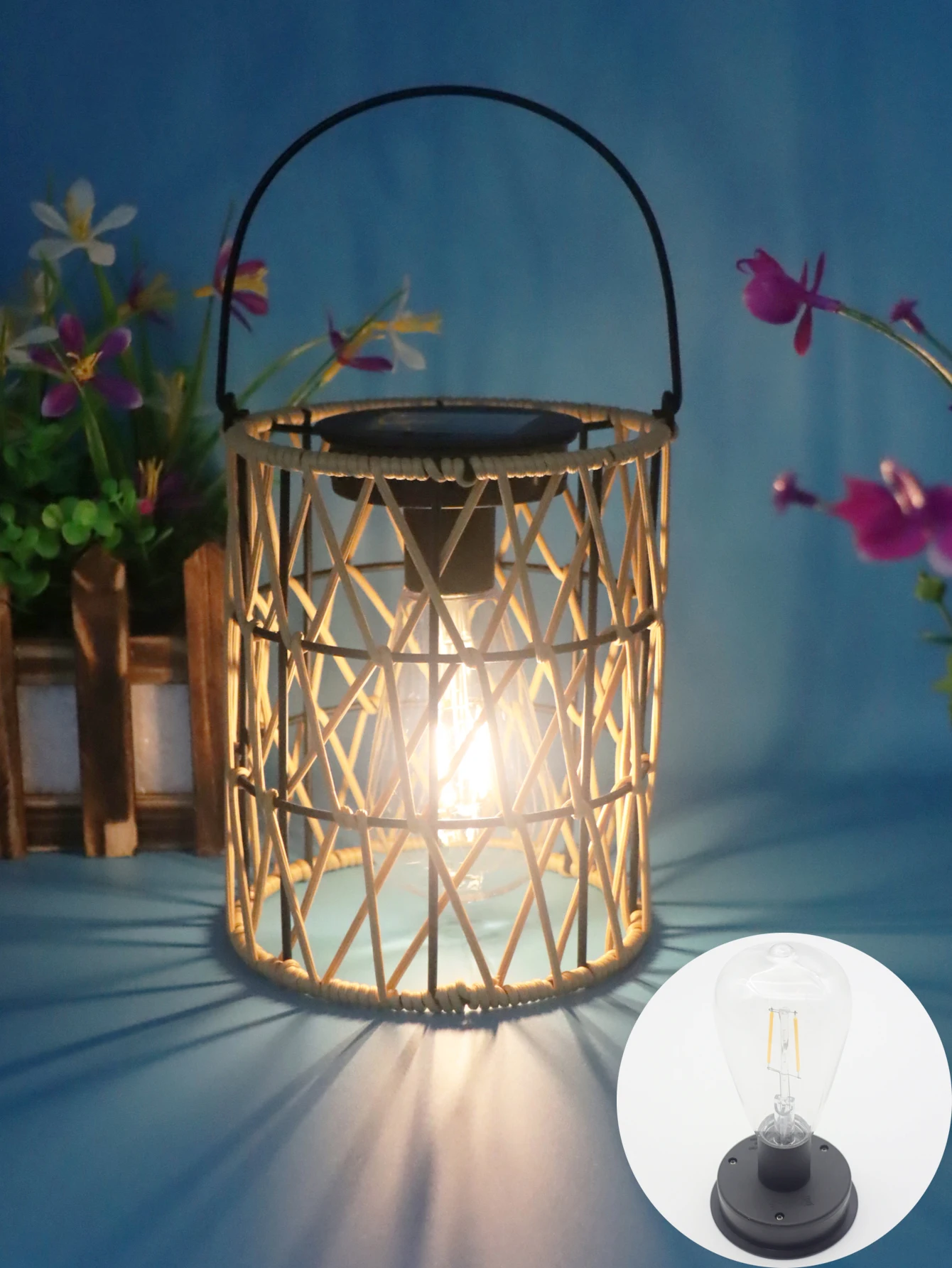

A Handmade Rattan Sun Lamp, No Need for Electricity, for Outdoor Courtyard and Garden Decoration, Path Decoration, and Holiday Atmosphere Setup