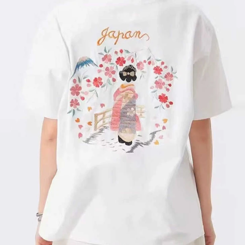 25SS Japanese Retro Summer New Style Cherry Blossom Letter Embroidery Round Neck Casual Short-sleeved T-shirt for Men and Women