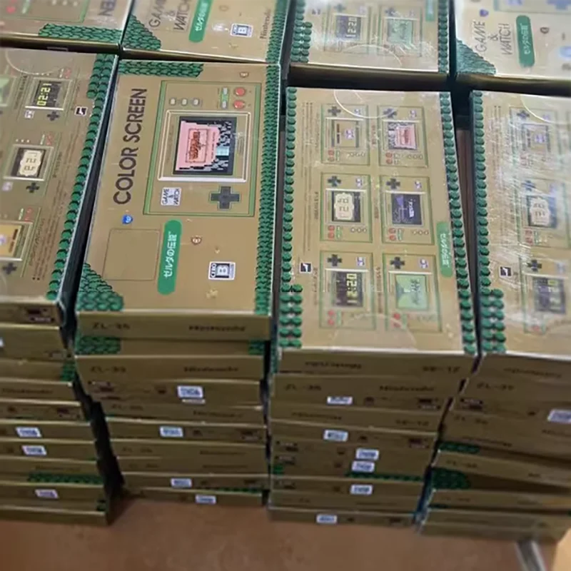 لعبة الساعة المحمولة الأولى المعدلة إلى إصدار مفتوح المصدر لبطاقة TF وبطاقة TF جاهزة