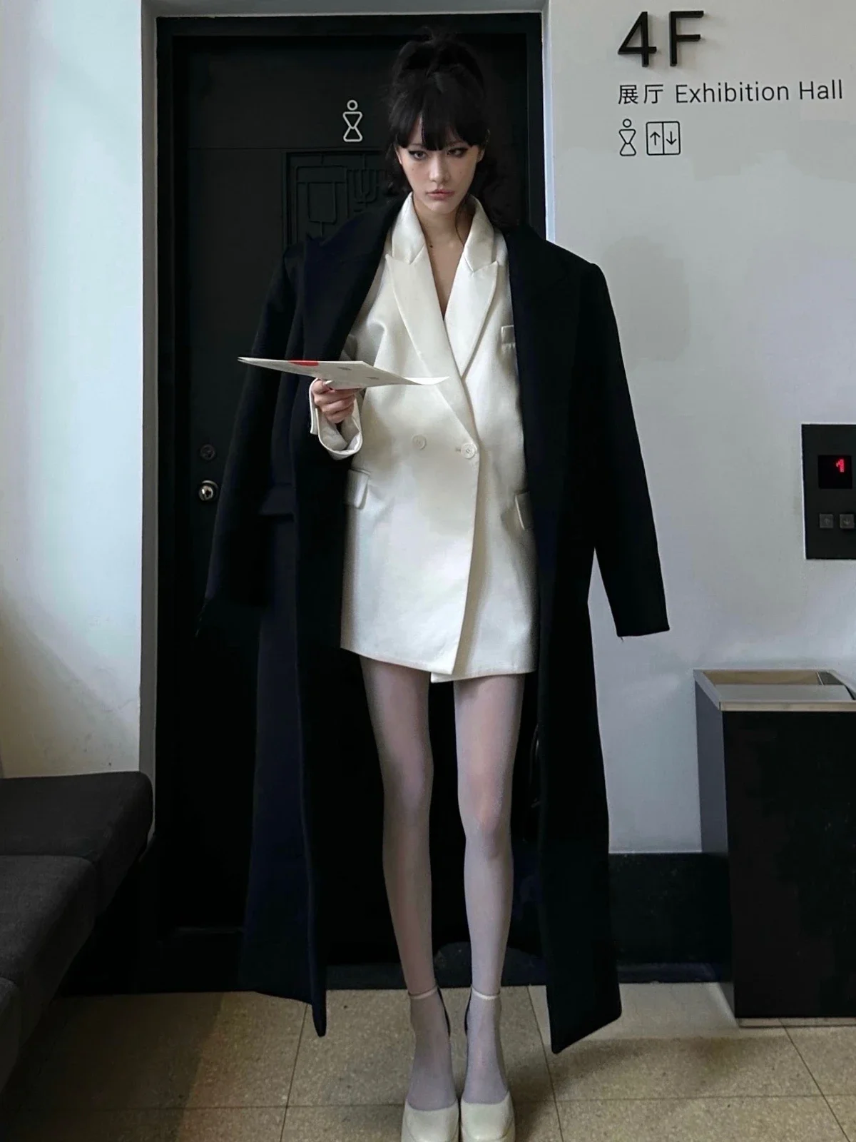 Chaqueta blanca de marca de lujo para mujer, traje de manga larga, moda coreana, primavera, otoño, oficina, Damas, negocios, hombreras informales