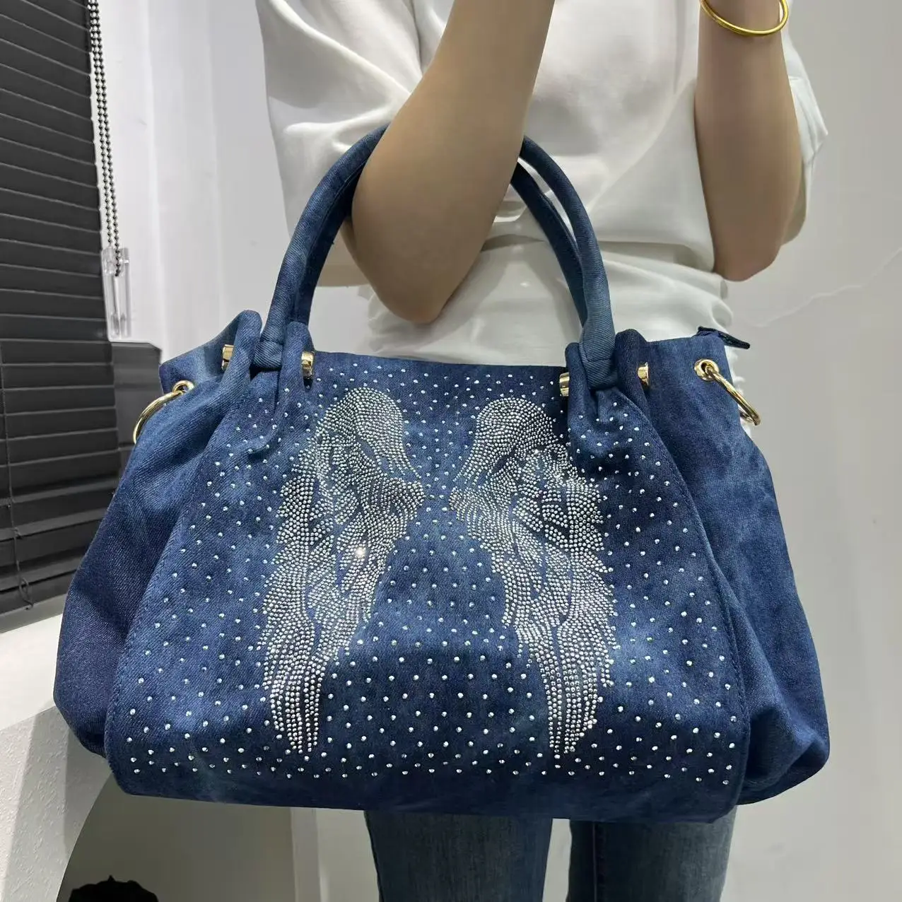 

Women's Fashion Diamond Embellished Washed Denim Tote Bag, Large Capacity Vintage Shoulder Crossbody Purse