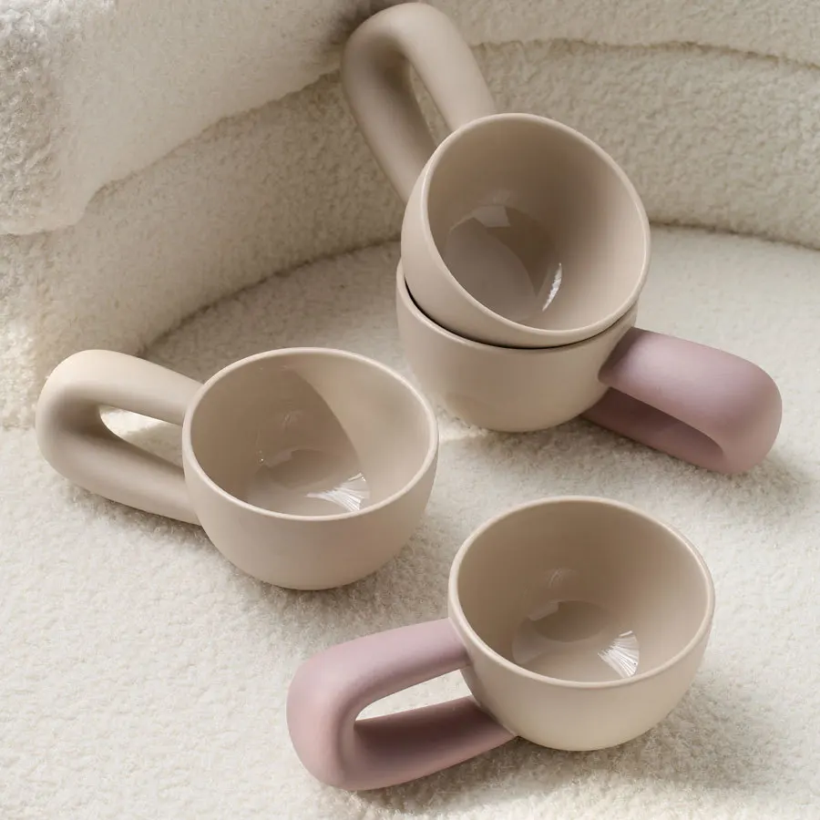 

2PCS/Irregular Big Handle Mug Personalized Handmade Ceramic Coffee Cup Fat Big Ears Breakfast Milk Cup Mug with Straw