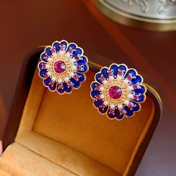 Driping Pearl Flower Vintage Stud Earrings for Women Charms Exquisite Personality Light Luxury Earring Fashion Jewelry Wholesale