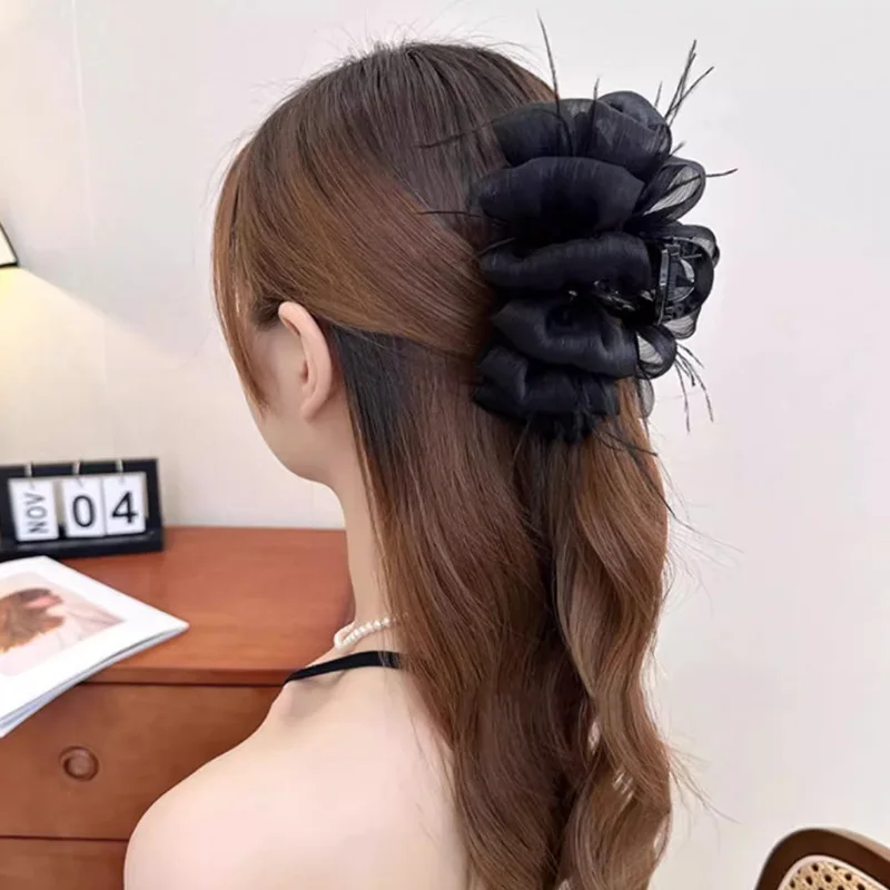 Сетчатая заколка для волос с пузырьками для женщин, элегантная темпераментная заколка с кисточкой и перьями в виде акулы, модная заколка для волос с хвостиком для девочек