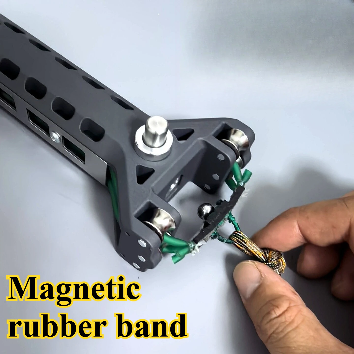 Automatic Loading EDC Rapid Fire Magnetic Suction Outdoor Competitive High-precision High-power Round Rubber Band Hunting Tool