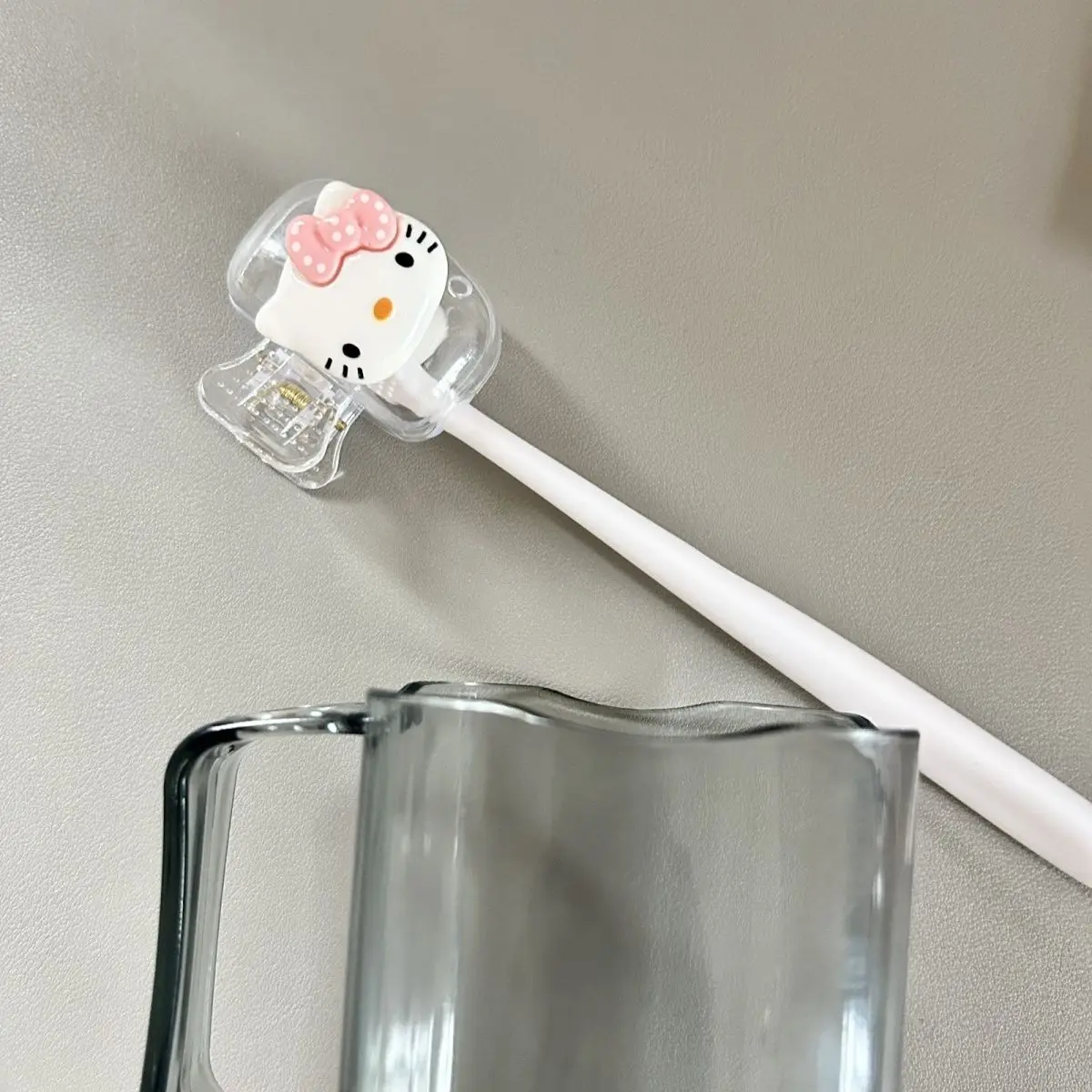جديد Kawaii سانريو المحمولة السفر صندوق فرشاة الأسنان HelloKitty أنيمي الكرتون لطيف الجمال الأسنان صندوق تخزين الغبار هدايا الطلاب