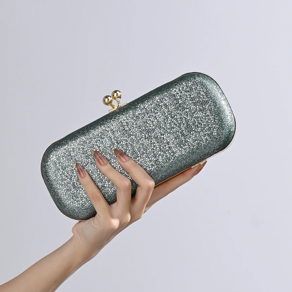 European American Fashion Evening Bag with Single Shoulder Diagonal Chain Banquet Dress Pu Clutch New Cross-Border Simple Design