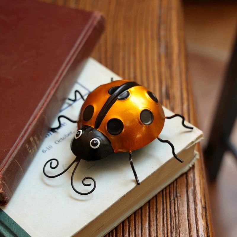 4 Pieces Cute Iron Ladybird Figurine Handmade Garden Ladybug Decor For Children Room Hand Painted Hanging Ladybug Tree Ornaments