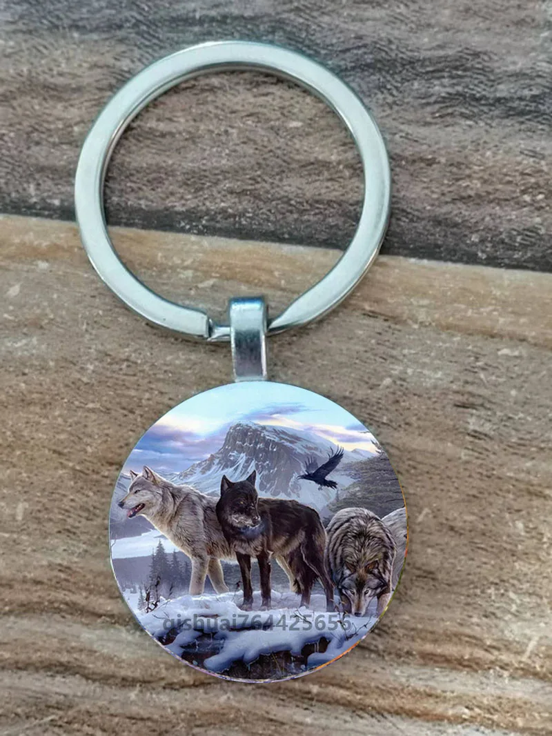 Wolf Key Ring Howling Wolf And Moon Key Ring Single-Sided Glass Key Ring Wolf Head Pendant Key Ring
