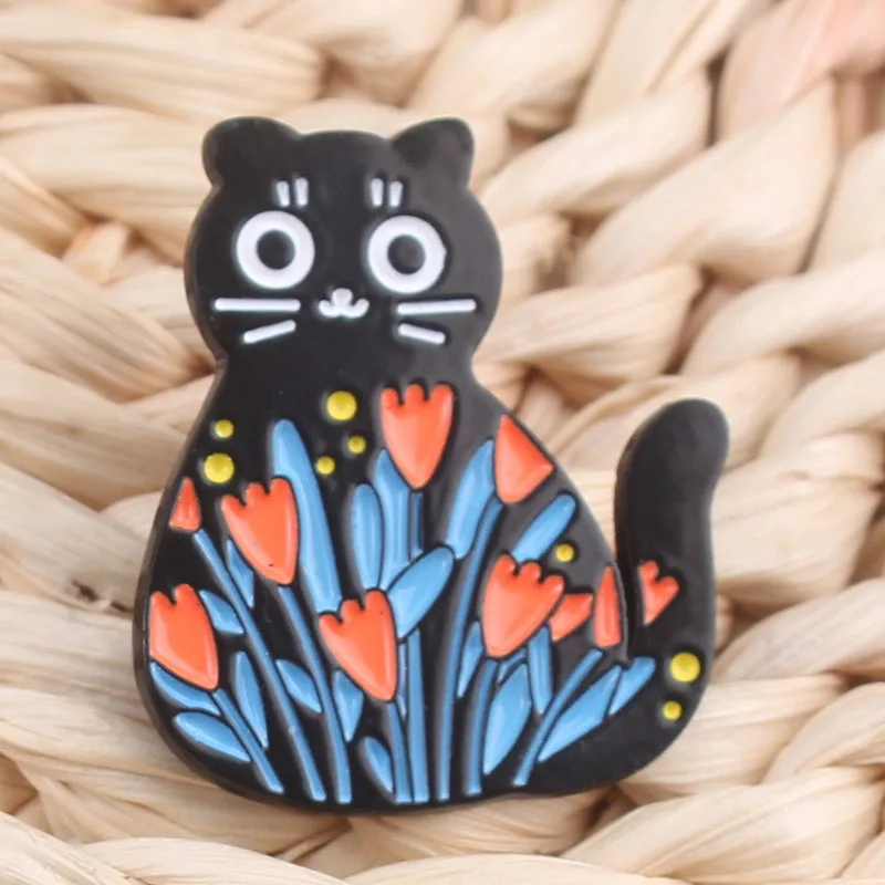 Cute black cat with rose enamel badge, super cute big-eyed black cat floral pattern, fun decoration  personality trend items