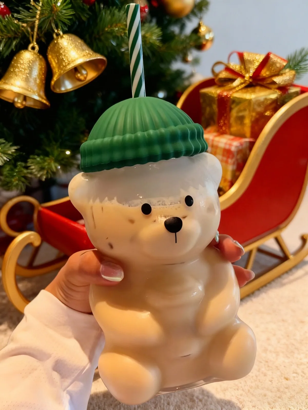 

Cute Bear Shaped Glass Cup with Green Lid & Striped Straw, Transparent Animal Design BeverageContainer forCoffeeTea, Ideal Gift