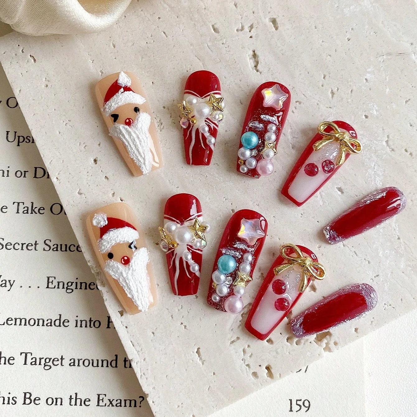 10 قطع من فن الأظافر على شكل نعش مصنوع يدويًا، أظافر صناعية جميلة، فن أظافر ندفة الثلج سانتا كلوز، مناسب للاستخدام للنساء