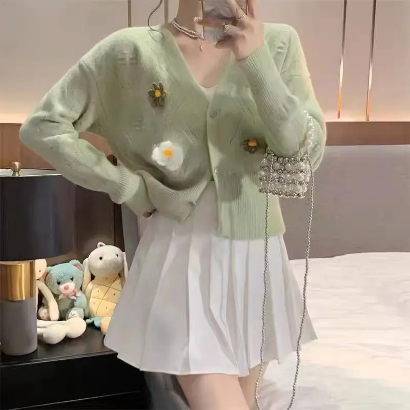 Spring / Autumn Womens Four Embroidered Flowers V-neck Knitted Cardigan Short Sweater Coat