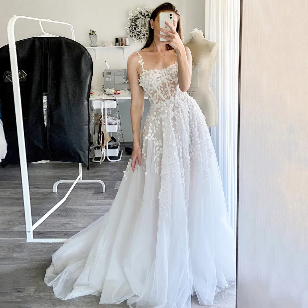 Boho vestido de casamento sexy alças de espaguete querida flores de renda ver-através de uma linha varredura trem robe de mariee vestido de noiva 2023