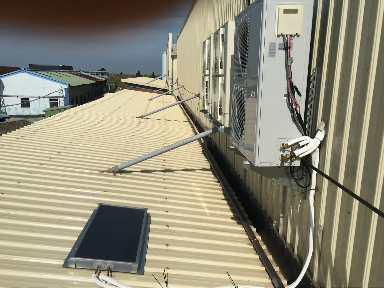 Мини-инвертор на сетке 9000 БТЕ Сплит Солнечный кондиционер Охлаждение Отопление