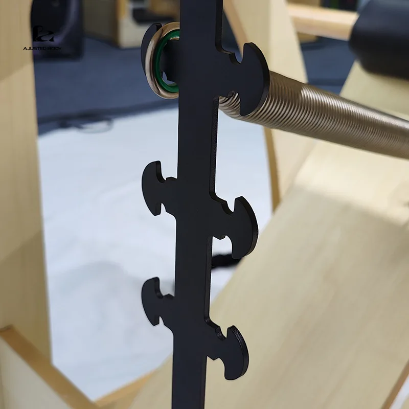 Maple Wood Hollowed-out Steady Chair for Adjusting Posture and Shaping Yoga Studio Pilates Training Steady Chair
