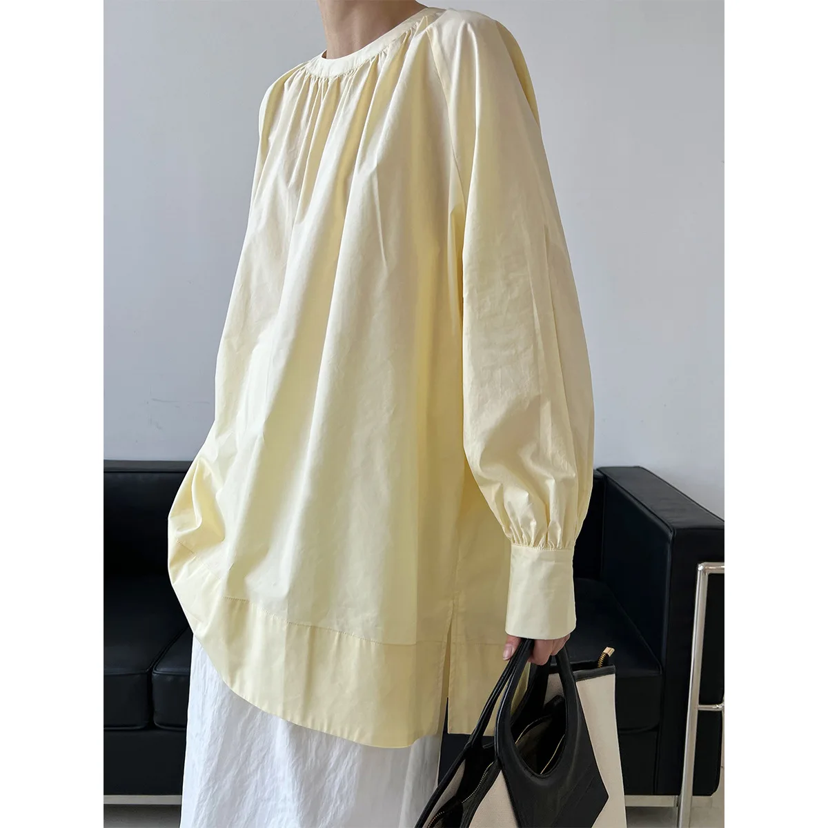 

Korean long sleeved shirt,loose and lazy basic style round neck pleated raglan sleeves mid length sun protection shirt for women