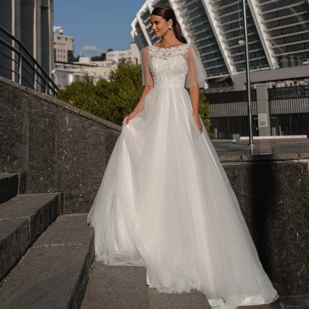 Elegant A-Line Wedding Dresses Appliques Button Bride Robe Tulle Short Sleeve Bridal Gown Illusion Vestidos De Noiva