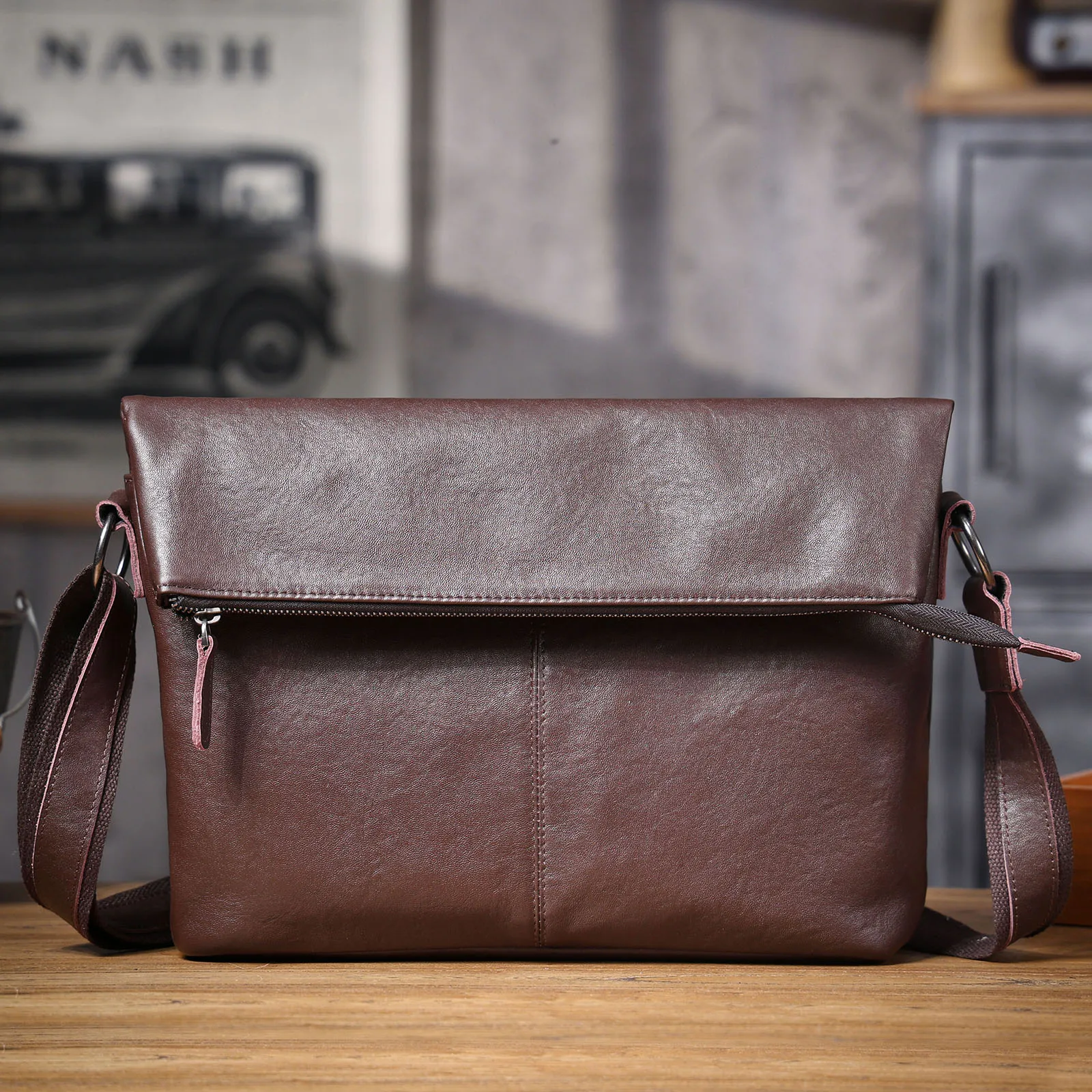 Echte Leder-Umhängetasche für Herren, Crossbody-Laptoptasche, einfache Rindsleder-Tasche aus pflanzlich gegerbtem Leder, modisch und lässig – Detail 17