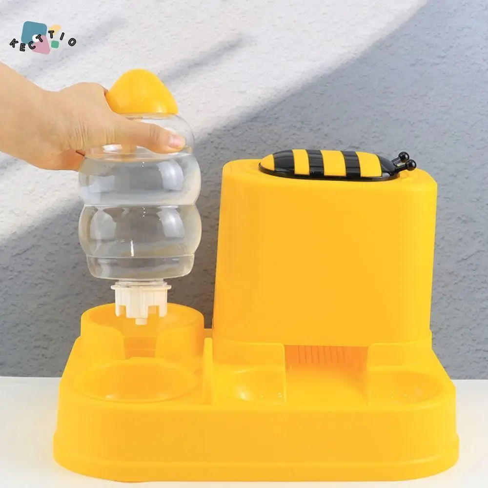 

Large Capacity Pet Automatic Water Dispenser Detachable Cute Cat Feeding and Drinking Basin Anti-Slip Multi-use