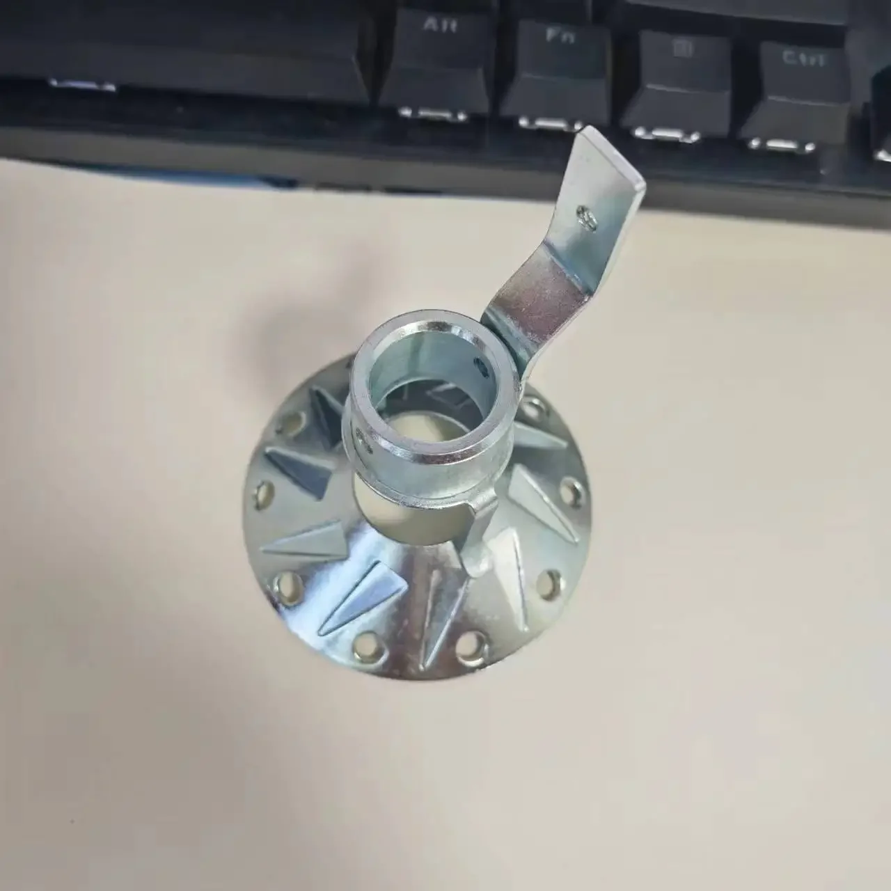 

Держатель пламени 69 мм для масляной горелки