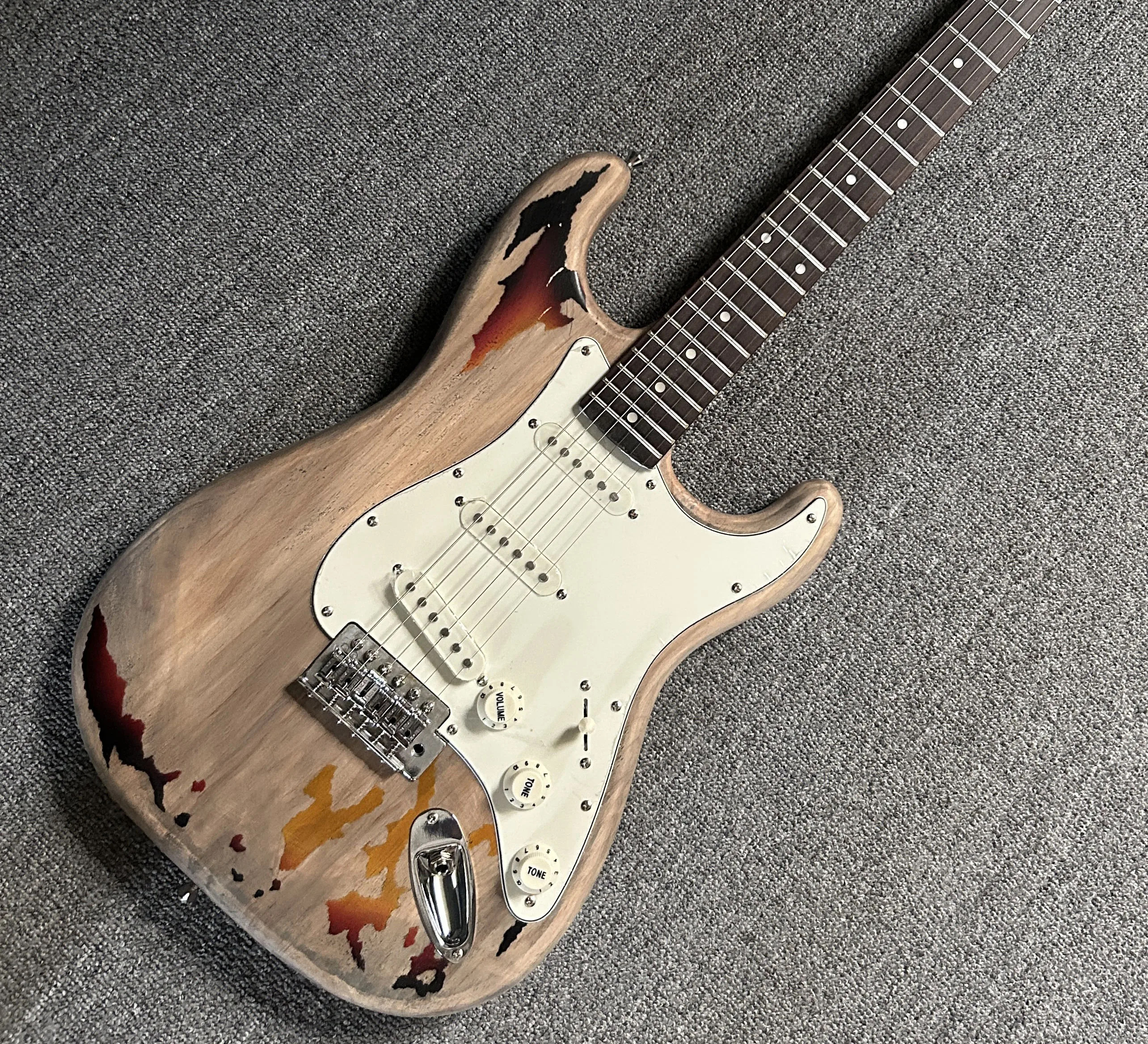 Professional Popular Hot Items Old Wood Guitar SSS Pickup Maple Neck Suitable Rich and Mellow Tone