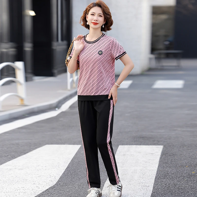 

Faionable Sportswear Set ort Sve T-irt Casual Women's Two-Piece Suit for Middle-Aged Mothers Summer Leisure Top