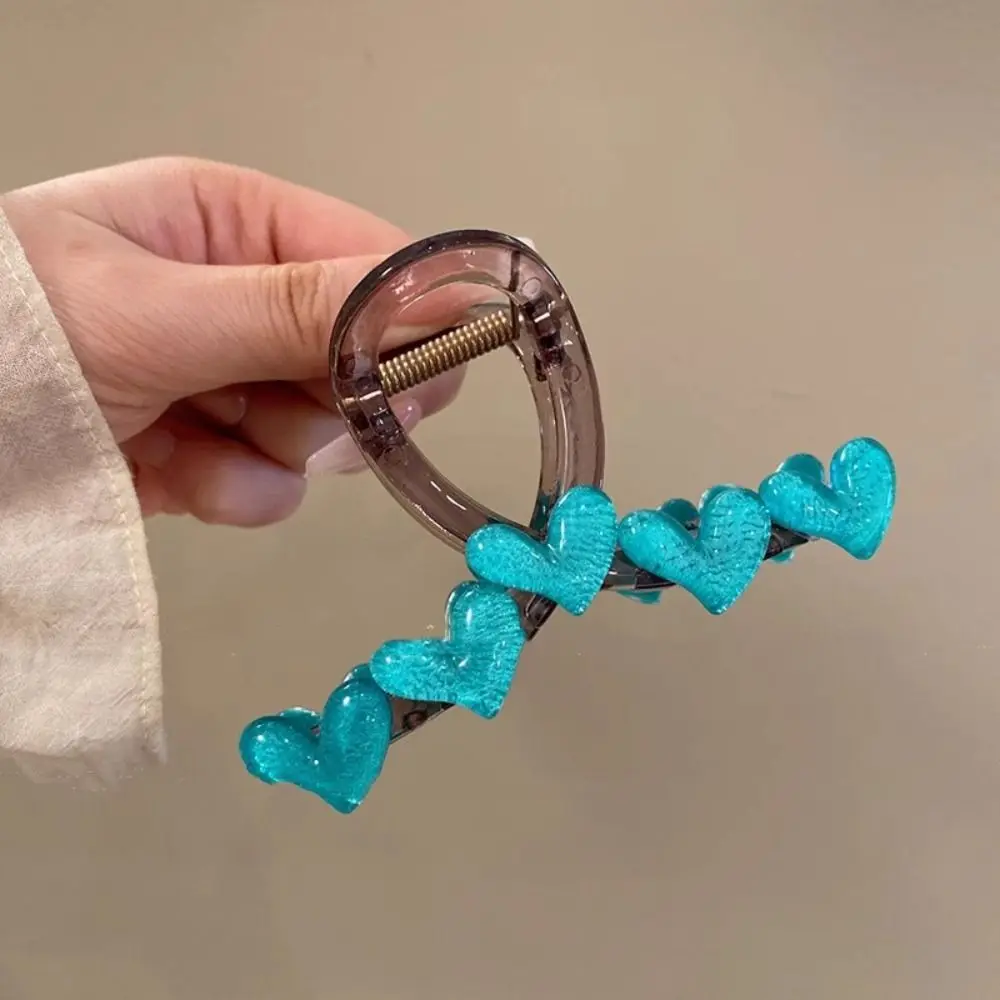 

Simple Plastic Love Heart Hair Claw Korean Style Ponytail Holder Heart Claw Clip Headdress Hair Accessories Hair Crab Clip Beach