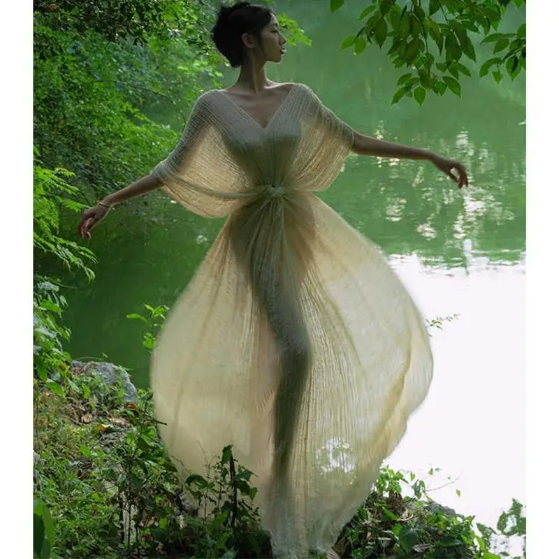 

Artistic V-ne Long Dr Women's Autumn Wear Gentle Sle Beach Holiday Feel 2024 New Arrival A-line Skirt with Pleats