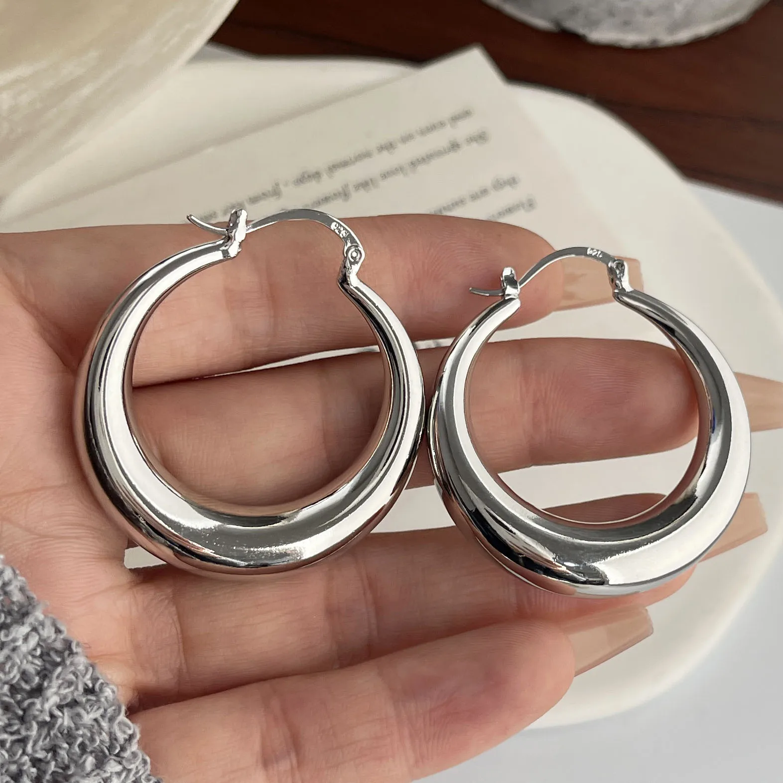 925 Sterling Silver Vintage Earrings For Women Trendy Simple Round Big Earring Jewelry Prevent Allergy Party Accessories Gift view 3
