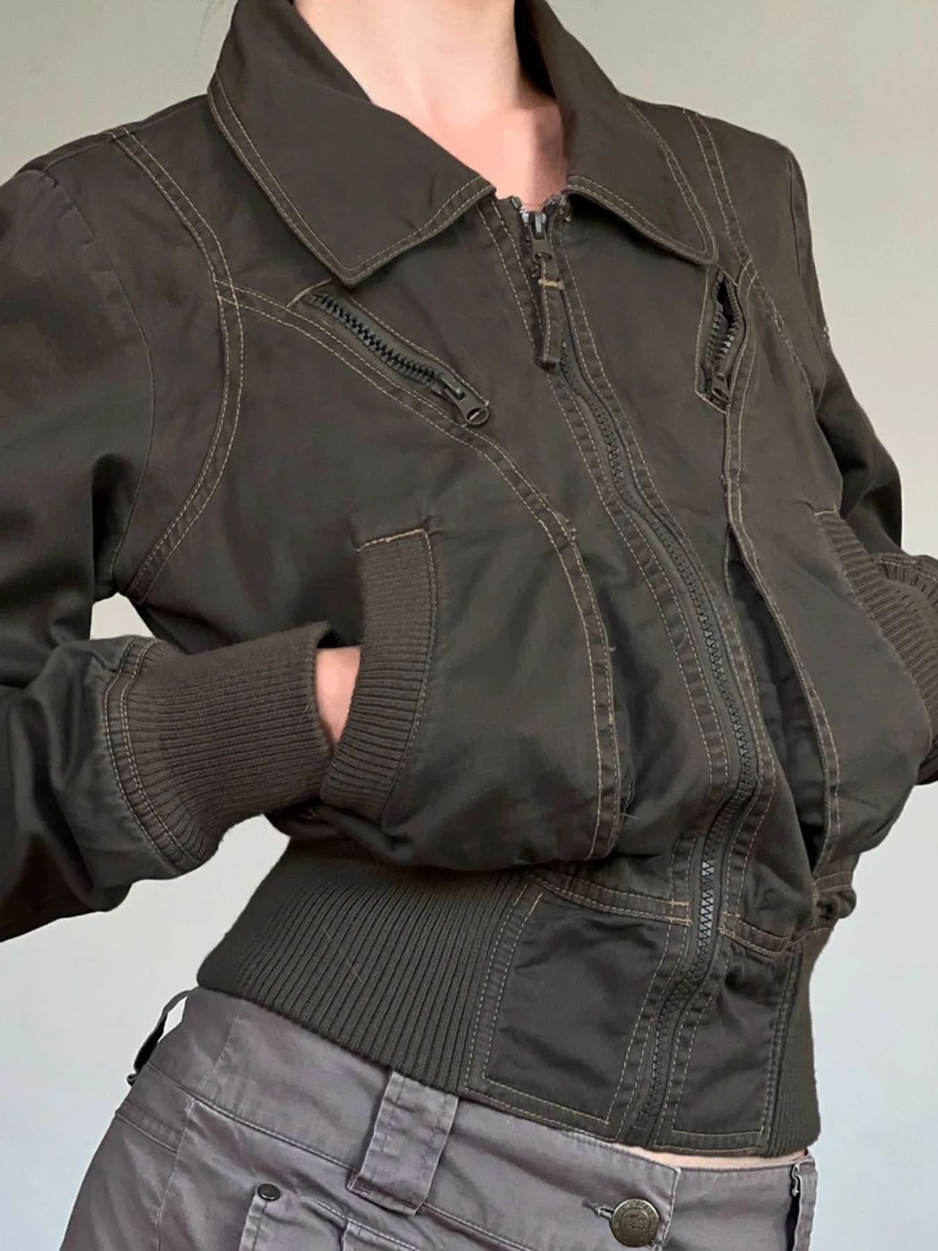Y2k Women Cropped Bomber Jacket Casual Simple TopsTrends Short Coats Street Pocket Zipper Thin Spring Autumn Popular Waist