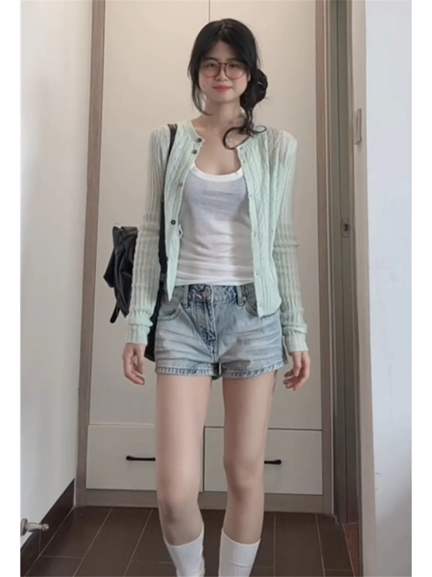

Retro American Light Blue Low Waist Denim Shorts Women's Summer Slimming Washed Hot Pants Cotton Soft Low Waist Pleated