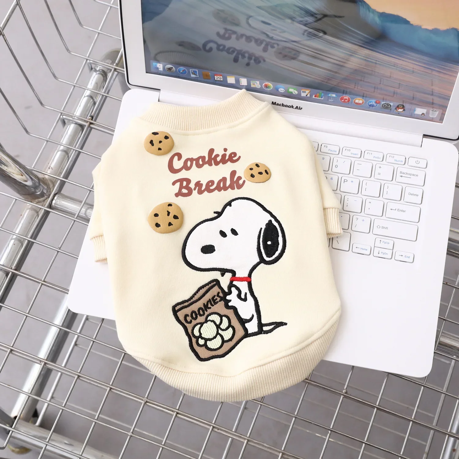 

Autumn Winter Animal baby Warm Sweater cartoon Snoopy Pet Dog Coat Clothes